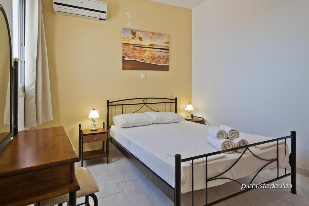 Albatros Studios & Apartments Lefkos  Dış mekan fotoğraf