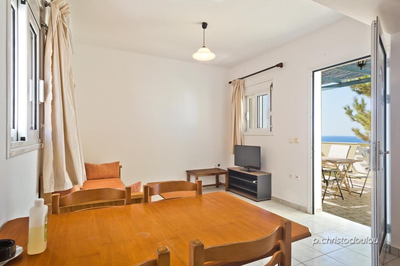 Albatros Studios & Apartments Lefkos  Dış mekan fotoğraf